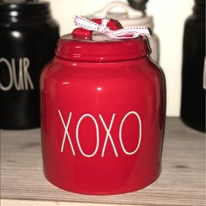 Brand New Rae Dunn Glossy Red XOXO Canister